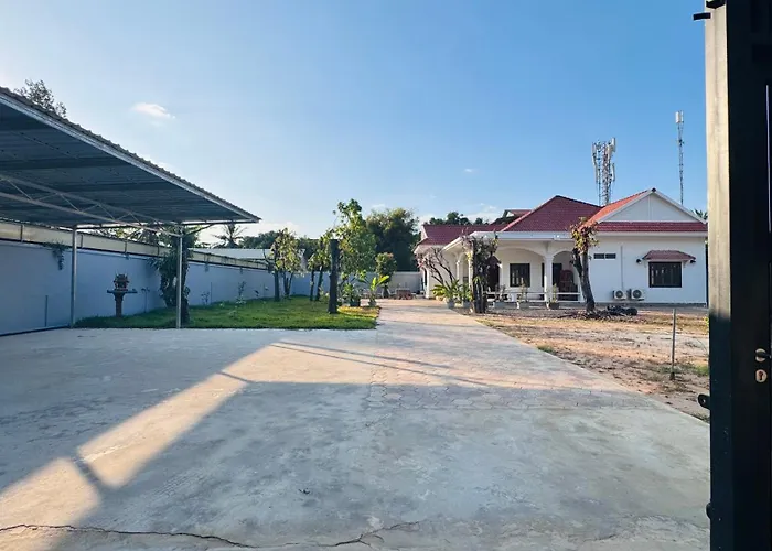 Spacious Sanctuary Villa Siem Reap