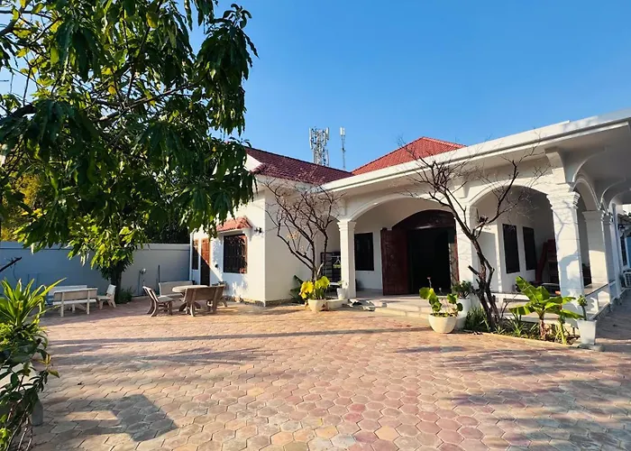 Spacious Sanctuary Villa *